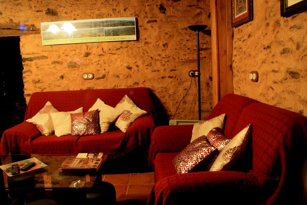 La Boticaria Casa Rural Apartamento Descargamaría Eksteriør billede