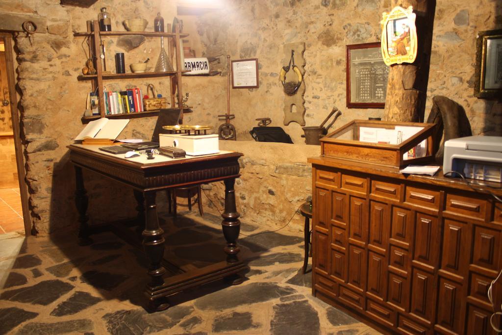 La Boticaria Casa Rural Apartamento Descargamaría Eksteriør billede