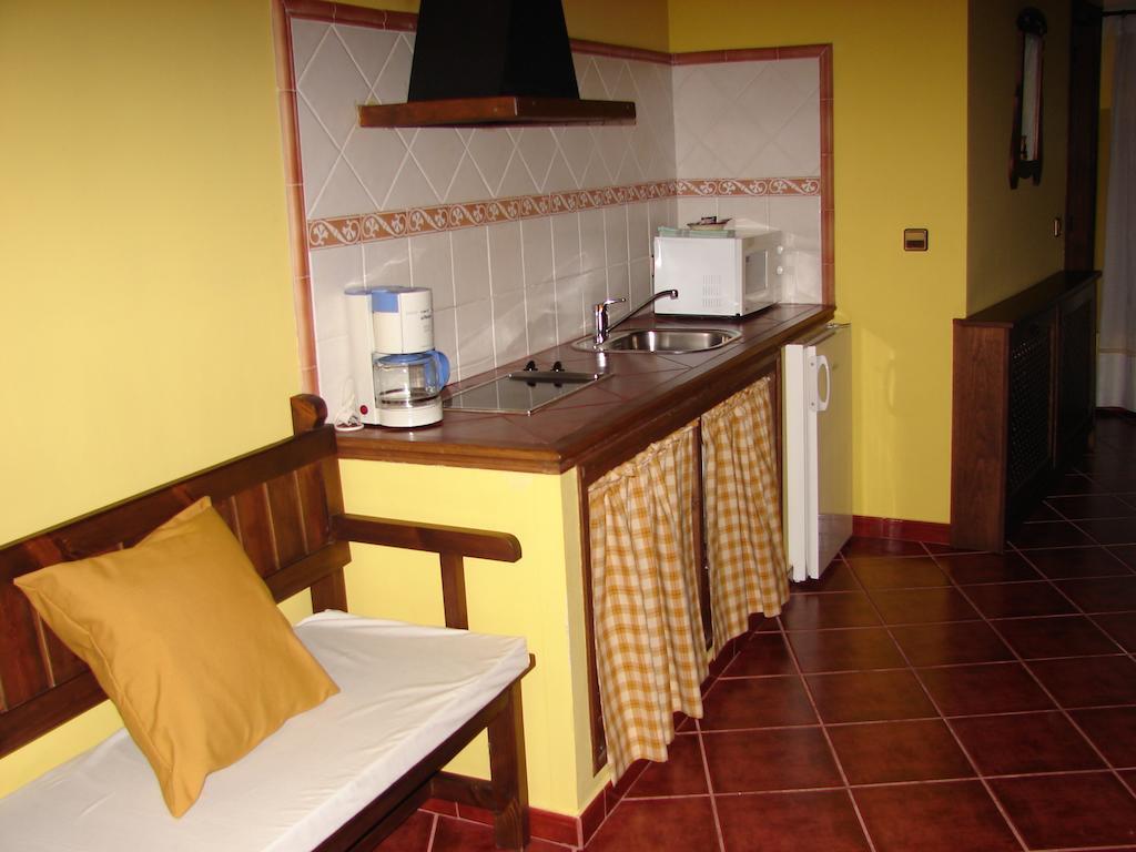 La Boticaria Casa Rural Apartamento Descargamaría Eksteriør billede