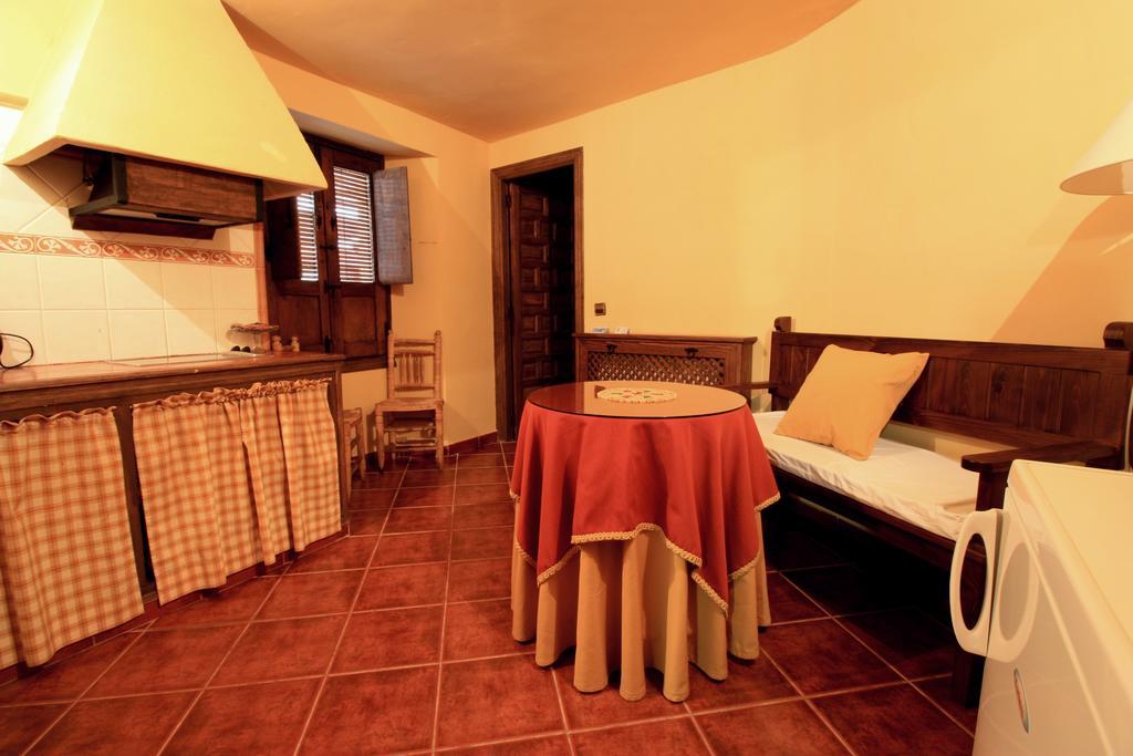 La Boticaria Casa Rural Apartamento Descargamaría Eksteriør billede
